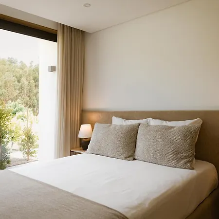 Semesterbostad Souto Village - By Rowdhouses *