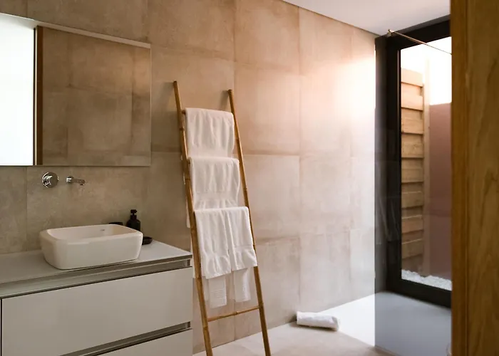 Souto Village - By Rowdhouses * Maureles